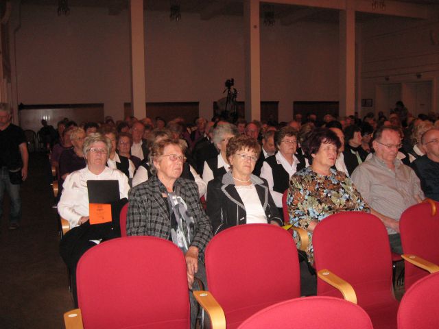 Medobčinsko srečanje pevskih zborov, maj 2012 - foto