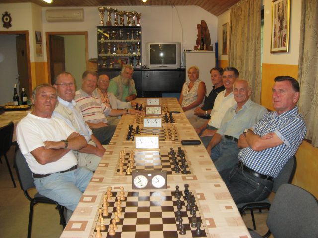 Šahovsko tekmovanje-september 2012 - foto