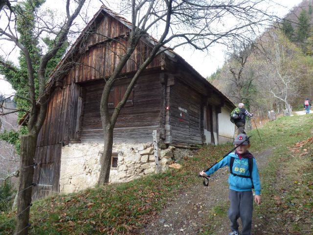 Pohod-Dom na Čreti, 31.oktober 2013 - foto