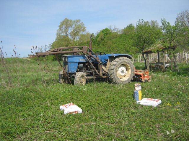 Priprema njiva i sijetva kukuruza 2014 - foto