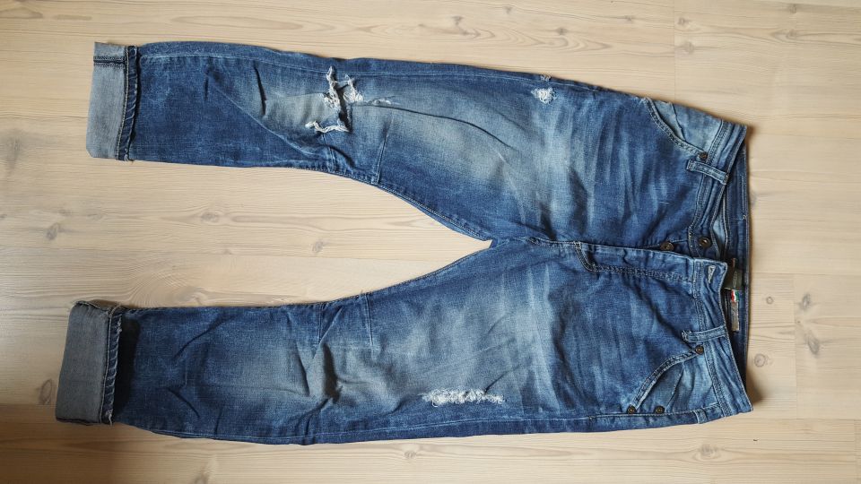 PLEASE jeans št.S 35€