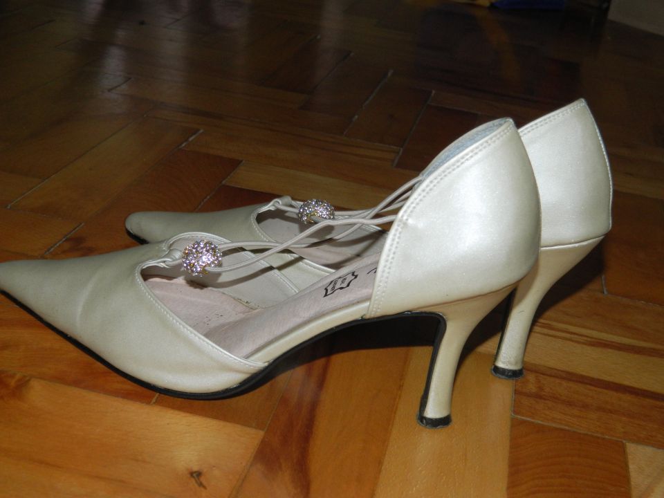 Poročni čevlji - foto povečava