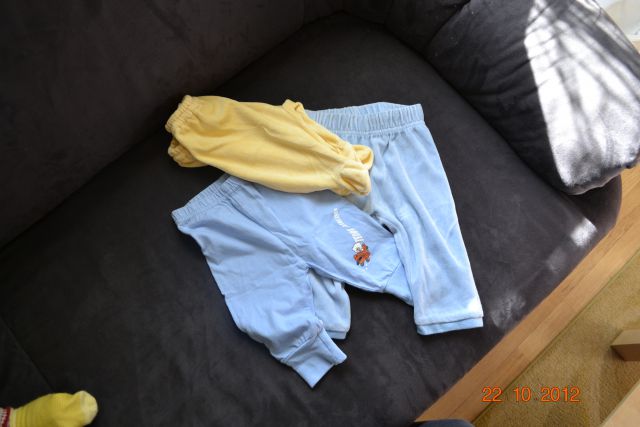 3x hlače - 3€