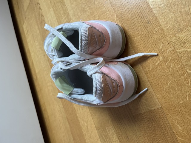 Nike 37,5 -25€ - foto