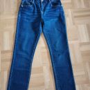 Okaidi jeans 152 cena 5 evr.
