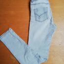 Kavbojke 152 = 3 eur