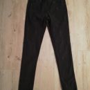Kavbojke 140 - 146 = 3 eur