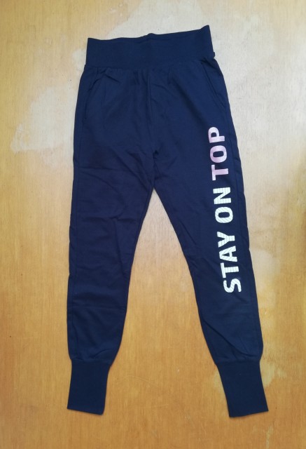 Nova trenirka 146 - 152 = 5 eur