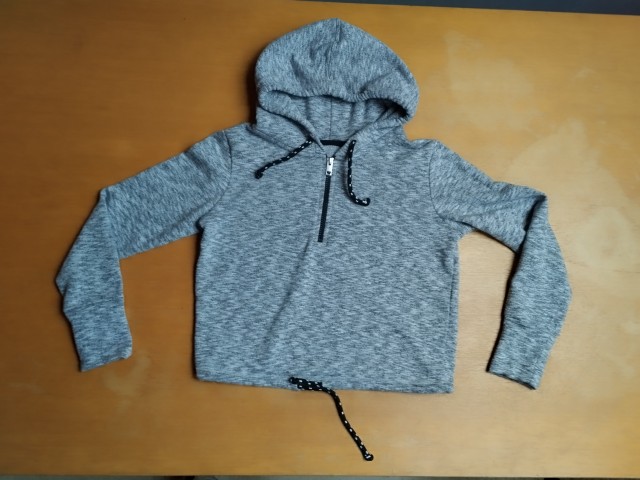 Pulover 152 = 2 eur