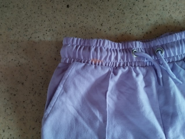 Trenirka 146 - 152 = 2 eur