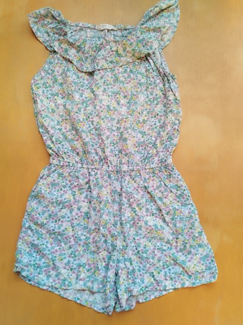 Pajac, romper 134 - 140 = 2 eur