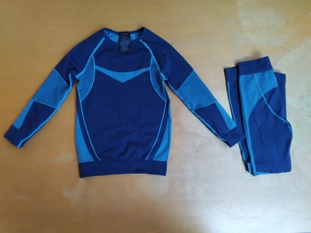 Smučarsko perilo 110 - 116 = 2 eur