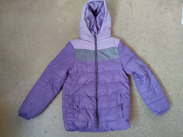 Bunda 146 - 152 = 5 eur