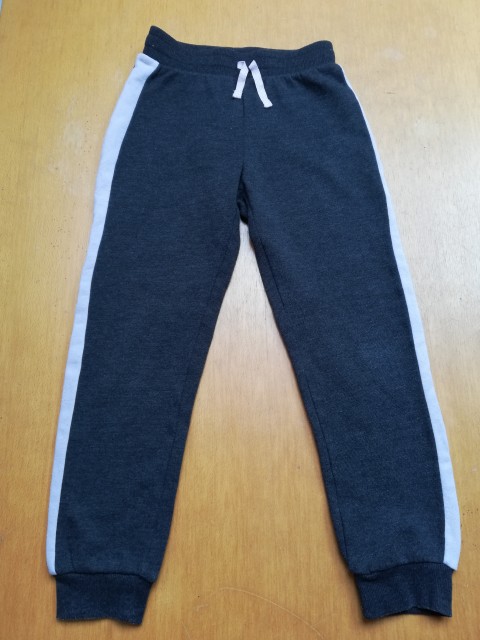 Trenirka 134 - 140 = 1 eur