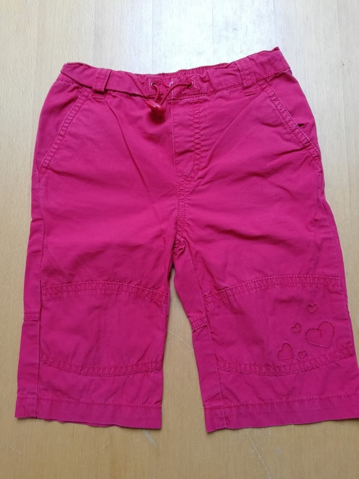 kapri hlače, 3-4 hlače št.  86 - 92 = 1 eur