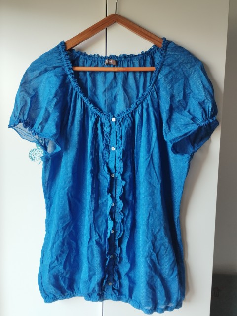 Majica, srajca 42 = 5 eur
