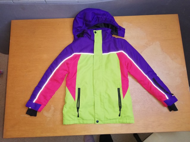 Bunda 134 - 140 = 5 eur