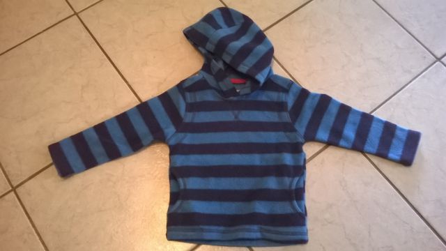 Velur pulover, 2 leti, 2 eur