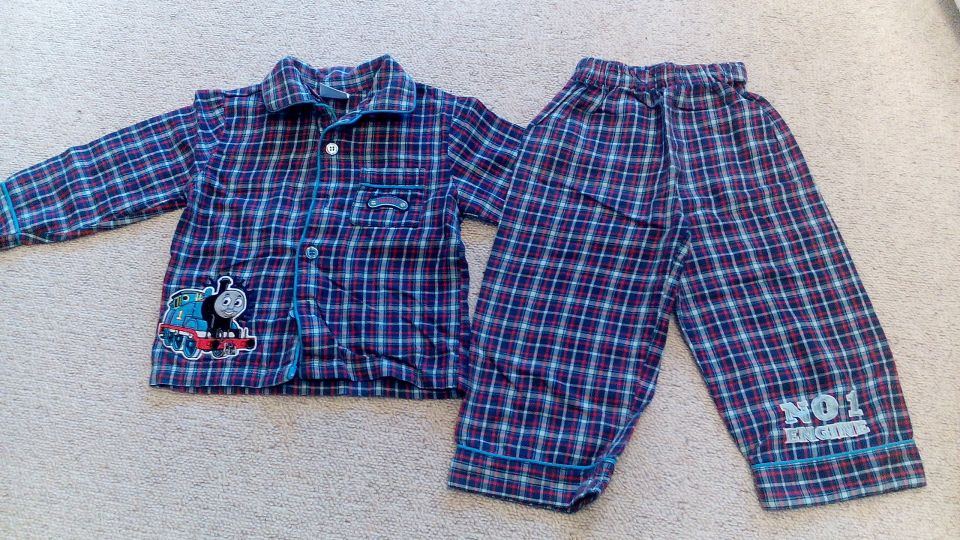 Dvodelna pižama, Thomas, vlakec Tomaž, 1,5-2 leti, 4 eur