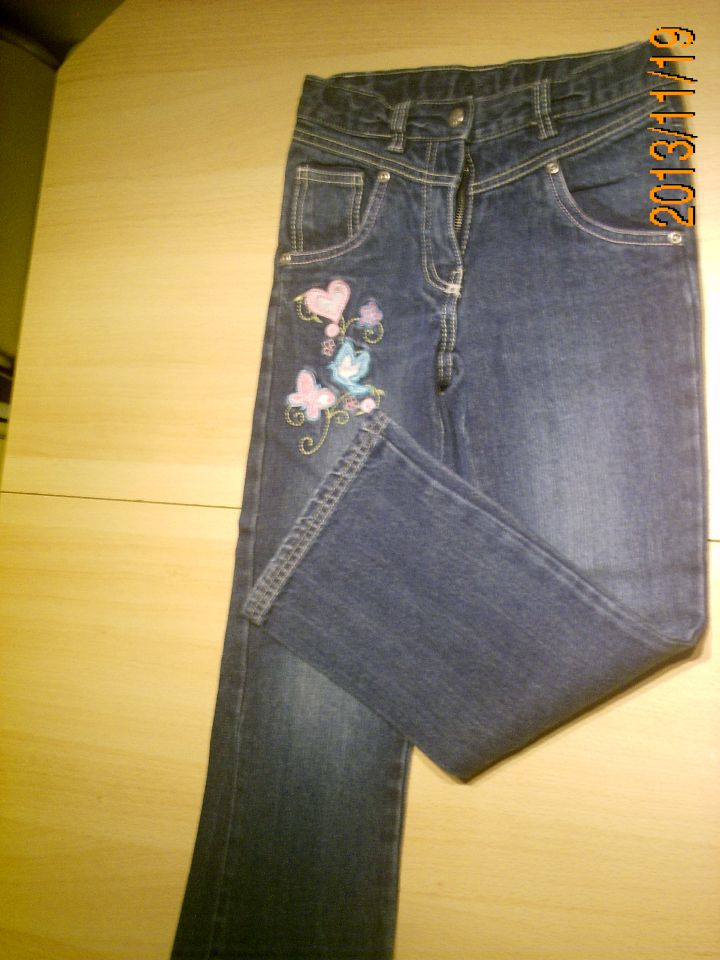 yeans hlače z vezenino-vel.122/128