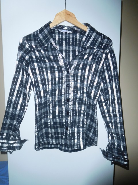 Srajca 40 - 2,50 eur