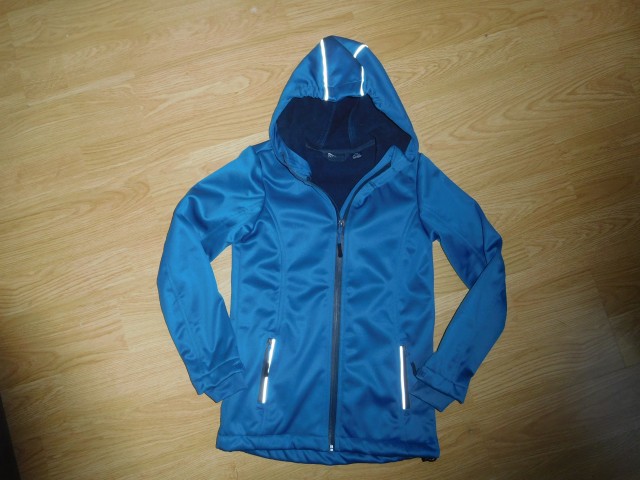 Softshell jakna 134-140 - 10 eur