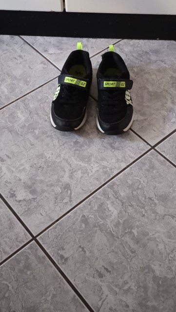 Copati št. 35 - 4 eur