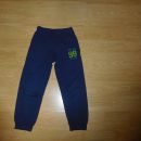 trenirka 116 - 1 eur ali podarim ob nakupu