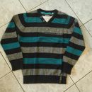 tanjši pulover ali debelejša majčka 146-152 - 4 eur