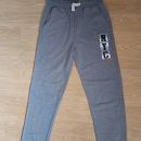 nova trenirka 146-152 - 6 eur