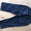 nosečniške jeans hlače zadaj