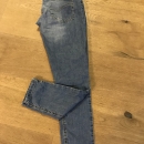 kavbojke Benetton stran