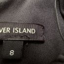 obleka River island