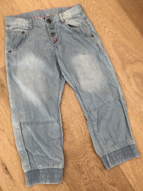 Jeans hlače 156