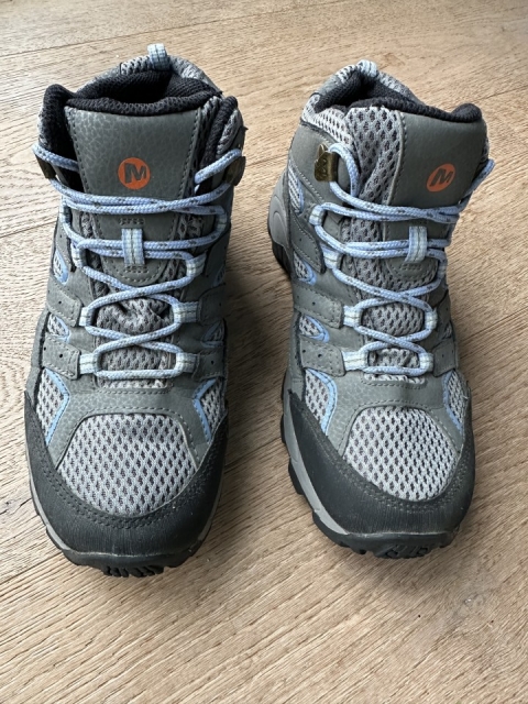 Merrell, 35