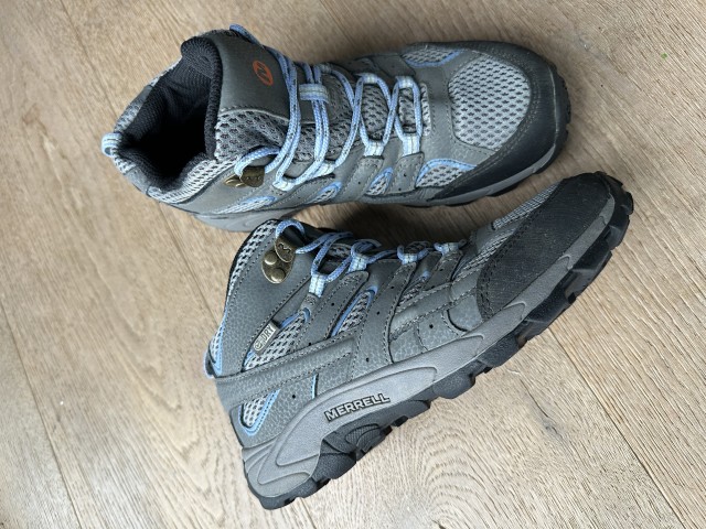 Merrell, 35