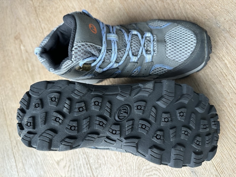 Merrell, 35