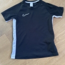 Nike športna majica 128-137
