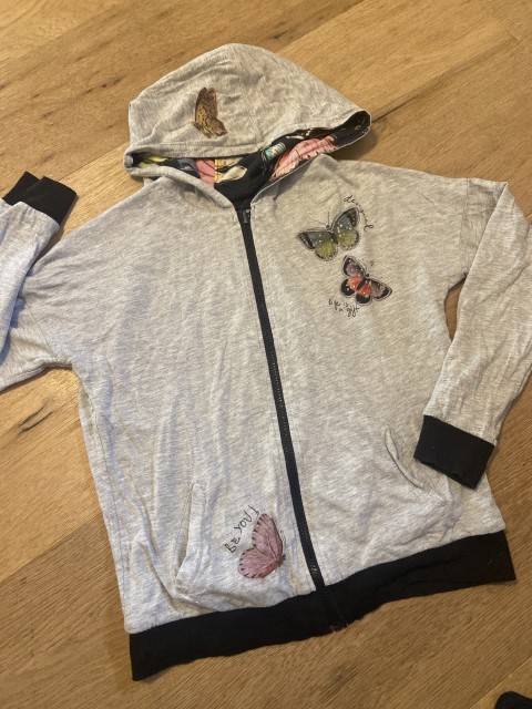 Desigual druga stran