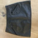 zara, M