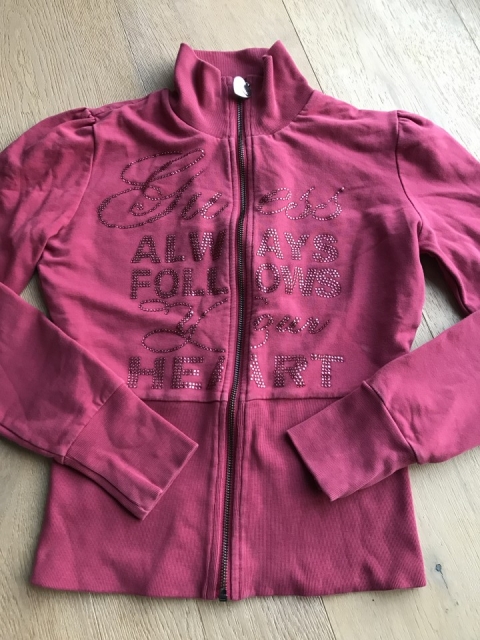 Guess, xs