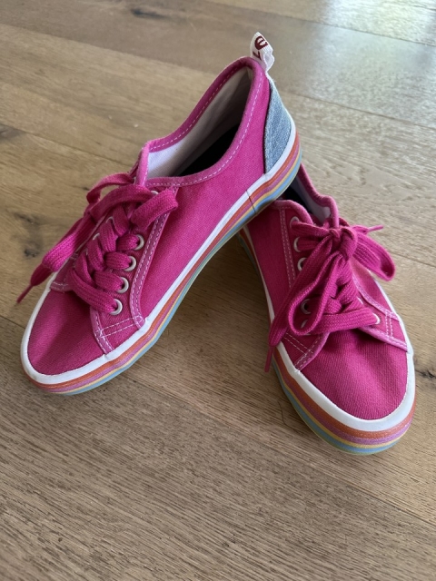 Superge levis 36