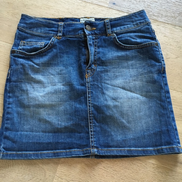 Jeans krilo, HM 34