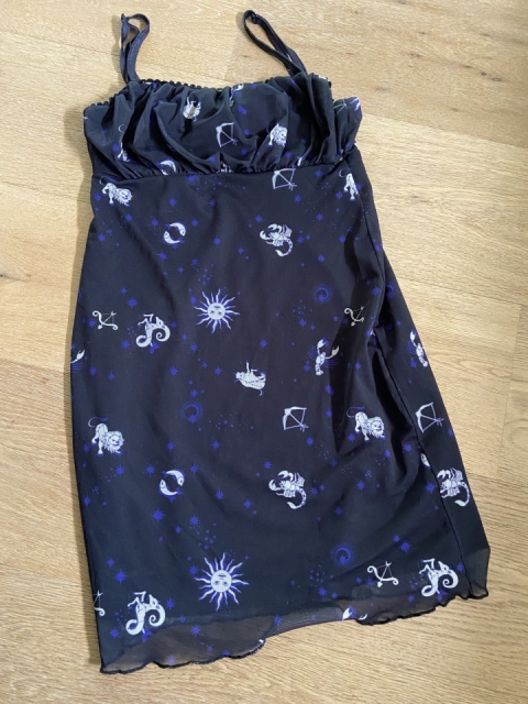 Oblekica Bershka S