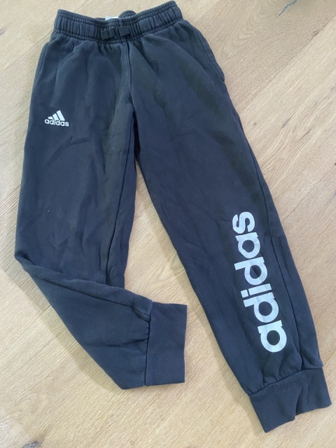 Adidas trenirka 140