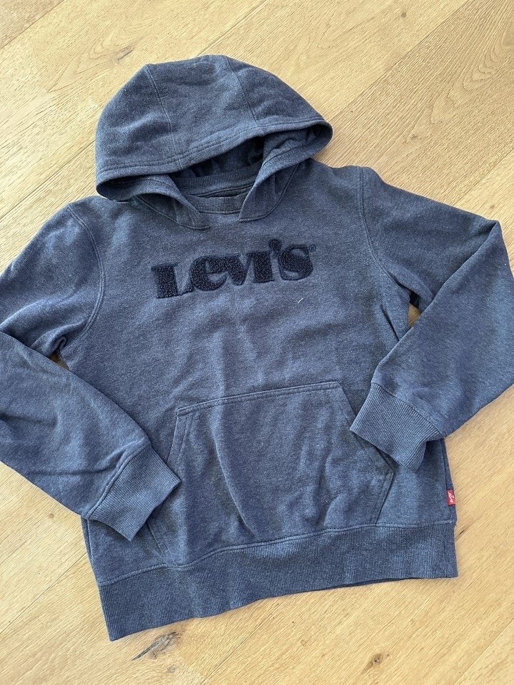 kapucar Levis 152