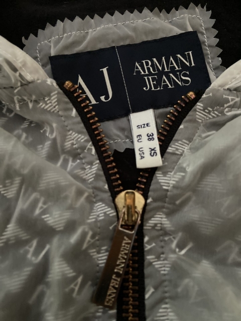 Jakna Armani xs