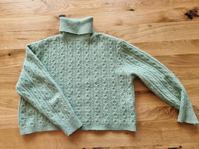 Zara pulover, puli 140