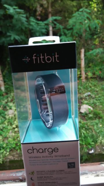 Fitbit merilnik aktivnosti Charge velik, nov, v original embalaži