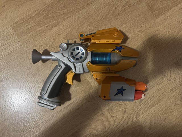 PIŠTOLA SLUGTERRA - foto